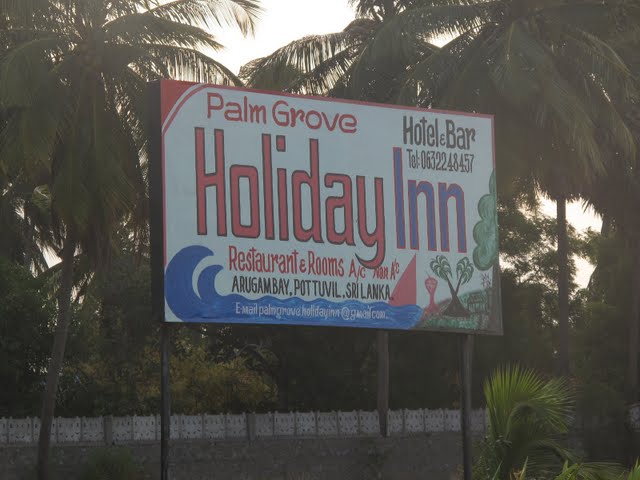 #62 Holiday Inn (sign)